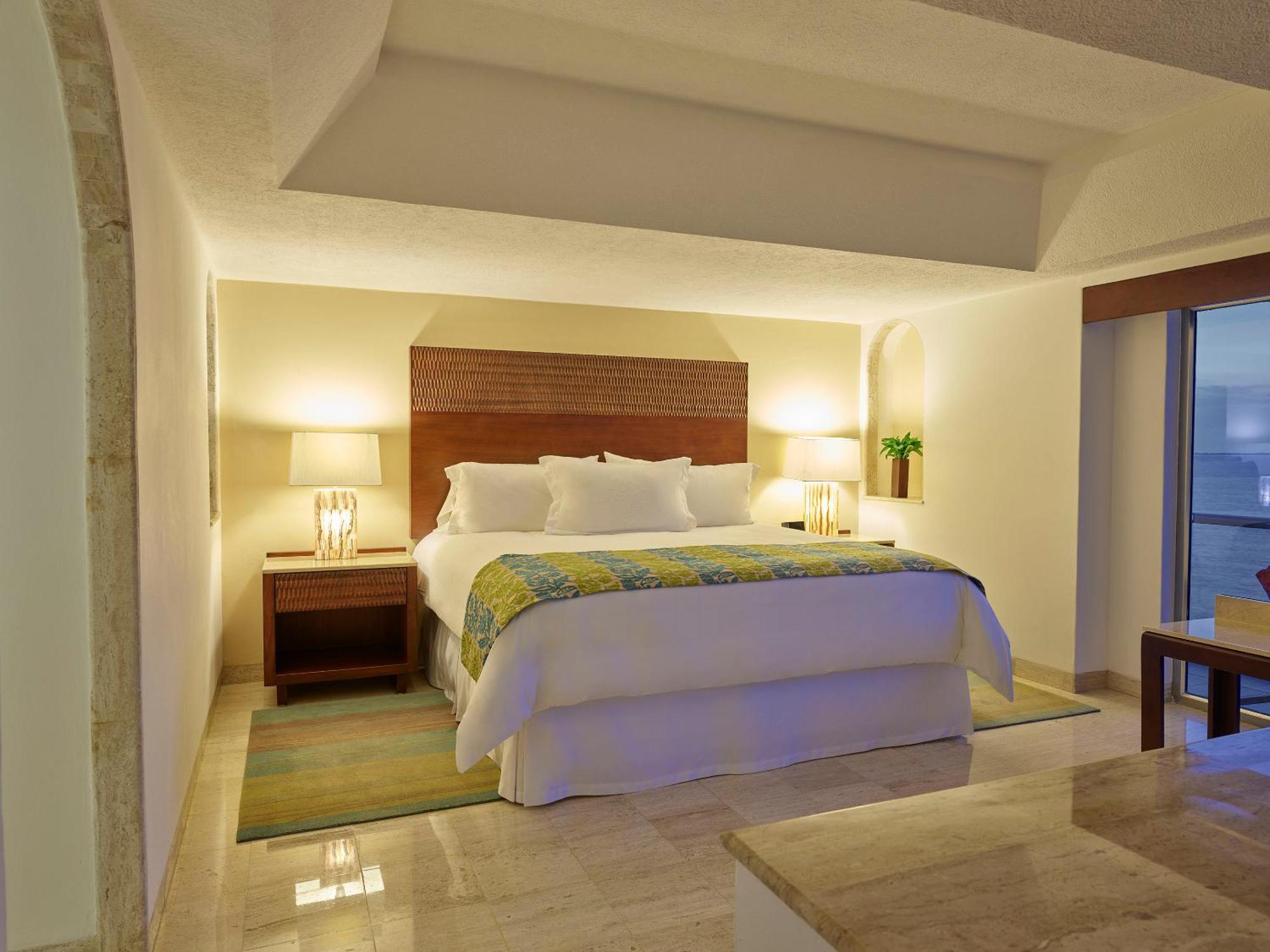 Infinite Ocean Front Two Bedroom Master Suite